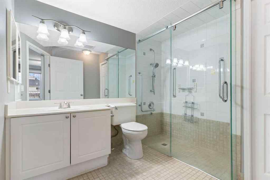 MLS&reg; # A2269949 - Unit #202 9 Country Village Bay NE in Country Hills Village Calgary, Residential Open Houses