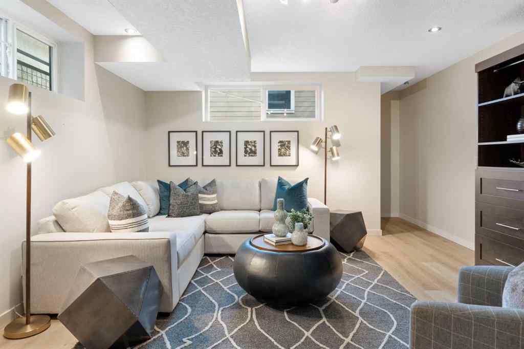 MLS® A2269956 - 218 8A Street NE in Bridgeland/Riverside Calgary, Residential