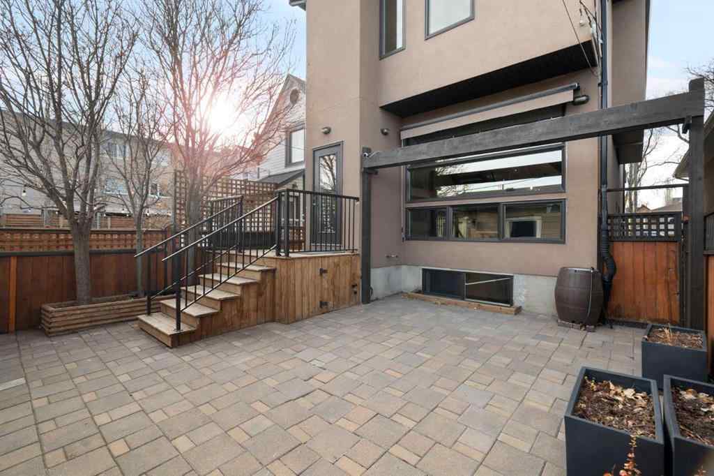 MLS® A2269956 - 218 8A Street NE in Bridgeland/Riverside Calgary, Residential