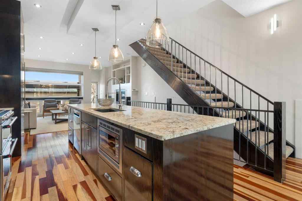 MLS® A2269956 - 218 8A Street NE in Bridgeland/Riverside Calgary, Residential