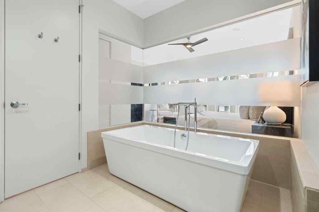 MLS® A2269956 - 218 8A Street NE in Bridgeland/Riverside Calgary, Residential