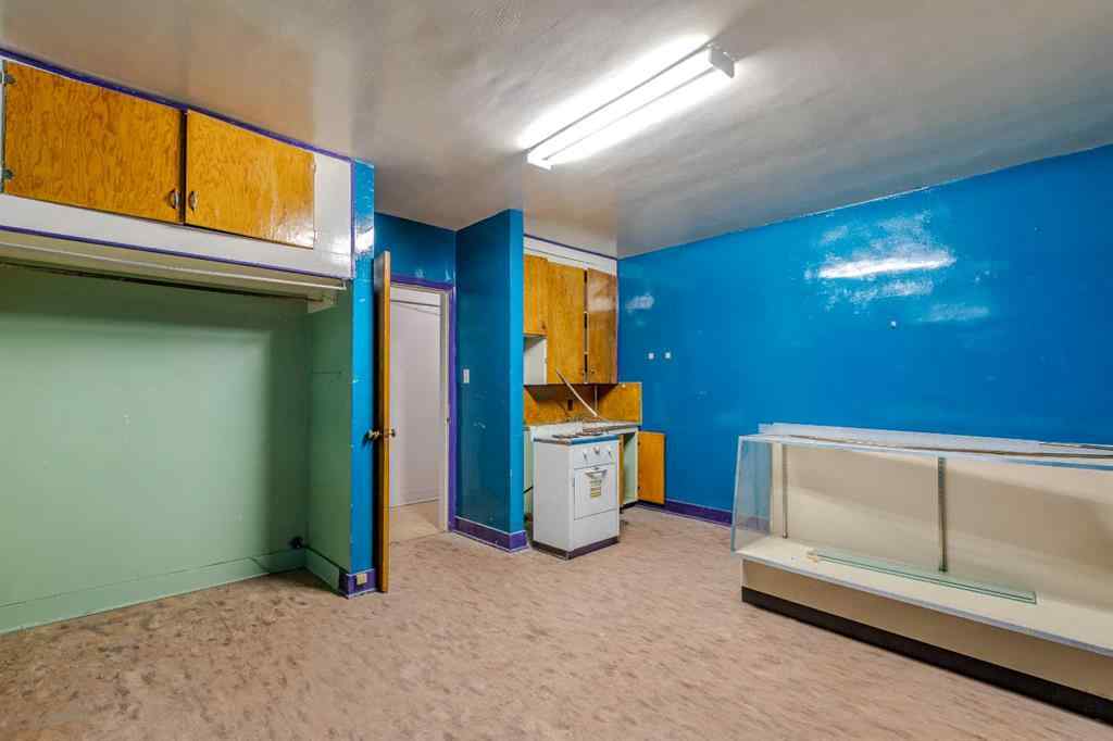 MLS&reg; # A2269962 - 224 50 Street  in Edson Edson, Commercial Open Houses