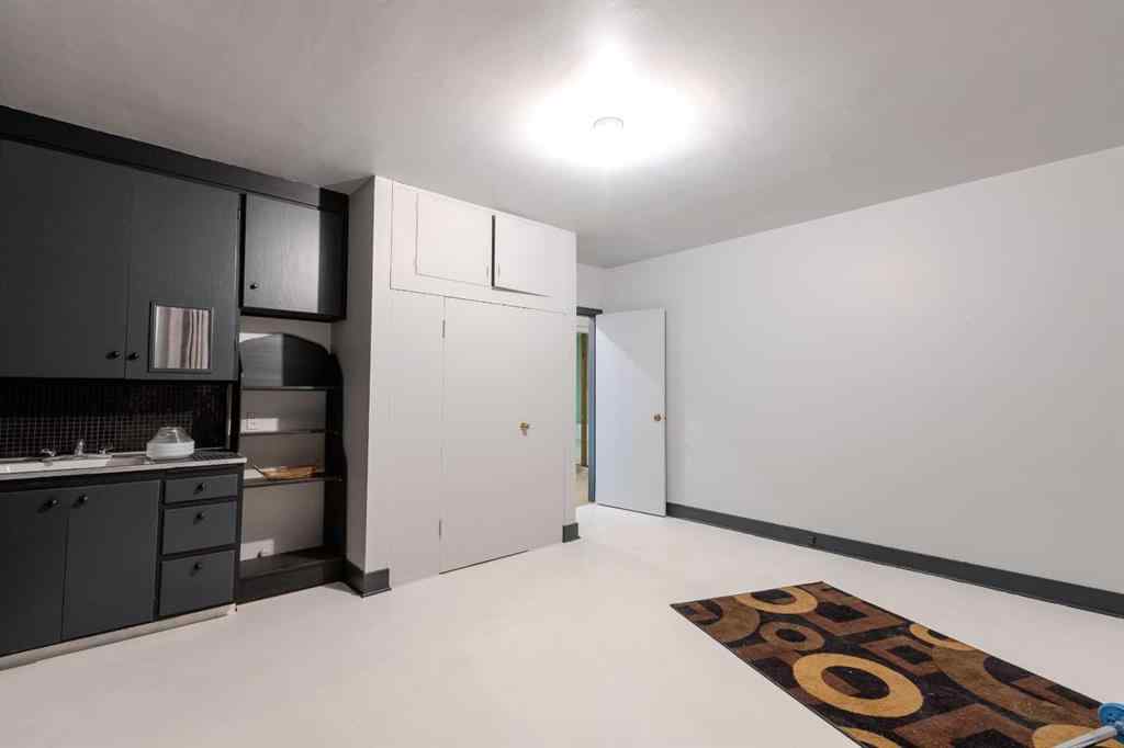 MLS&reg; # A2269962 - 224 50 Street  in Edson Edson, Commercial Open Houses