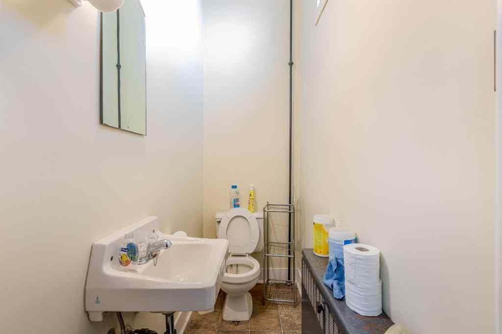 MLS&reg; # A2269962 - 224 50 Street  in Edson Edson, Commercial Open Houses