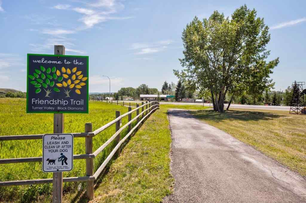 MLS&reg; # A2269966 - 512 Sunset Boulevard  in NONE Diamond Valley, Residential Open Houses