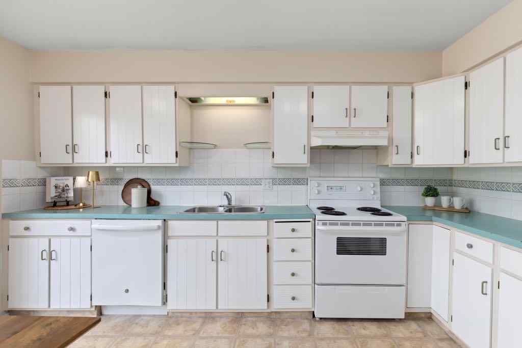 MLS&reg; # A2269966 - 512 Sunset Boulevard  in NONE Diamond Valley, Residential Open Houses