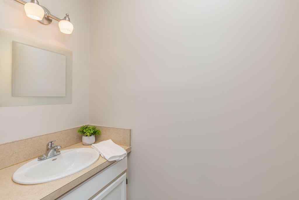 MLS&reg; # A2269966 - 512 Sunset Boulevard  in NONE Diamond Valley, Residential Open Houses