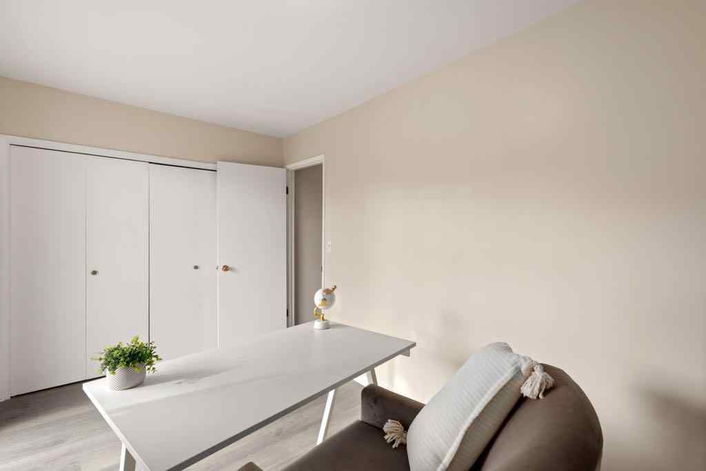 MLS&reg; # A2269966 - 512 Sunset Boulevard  in NONE Diamond Valley, Residential Open Houses