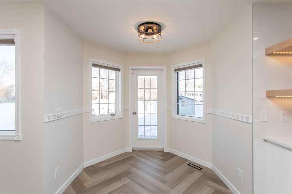 MLS&reg; # A2269968 - 10 Pickwick Lane  in English Estates Lacombe, Residential Open Houses