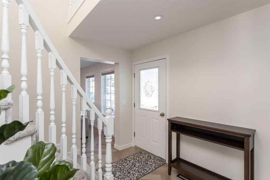 MLS&reg; # A2269968 - 10 Pickwick Lane  in English Estates Lacombe, Residential Open Houses