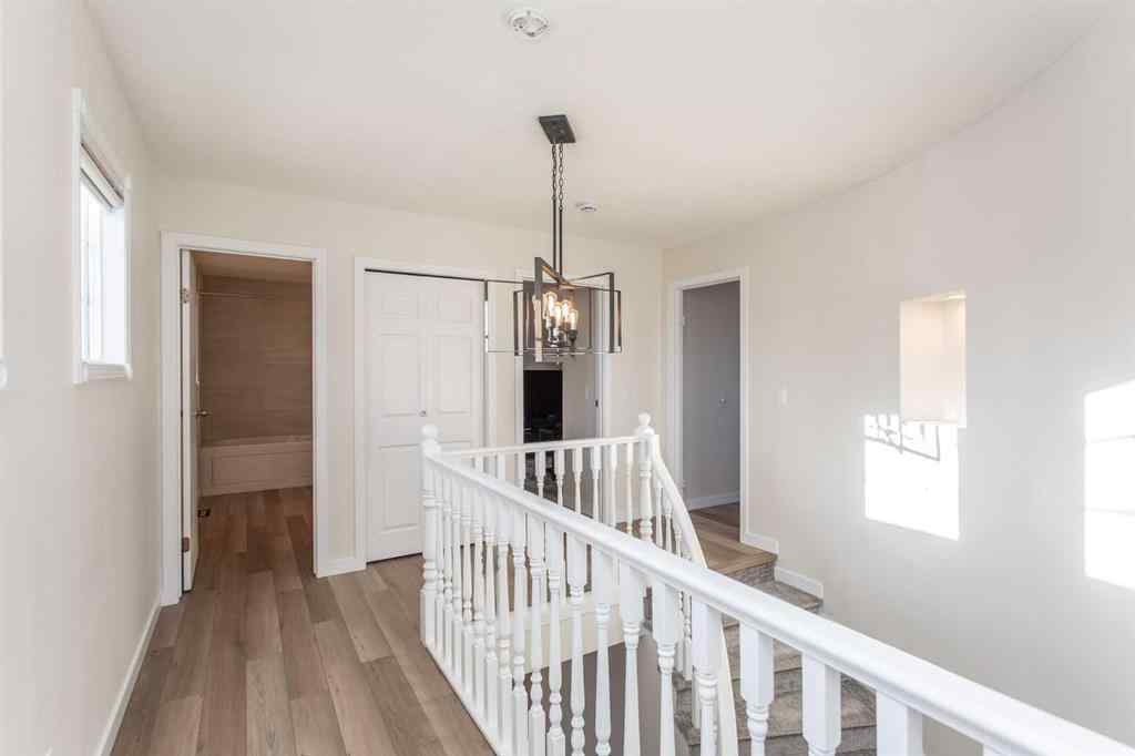 MLS&reg; # A2269968 - 10 Pickwick Lane  in English Estates Lacombe, Residential Open Houses