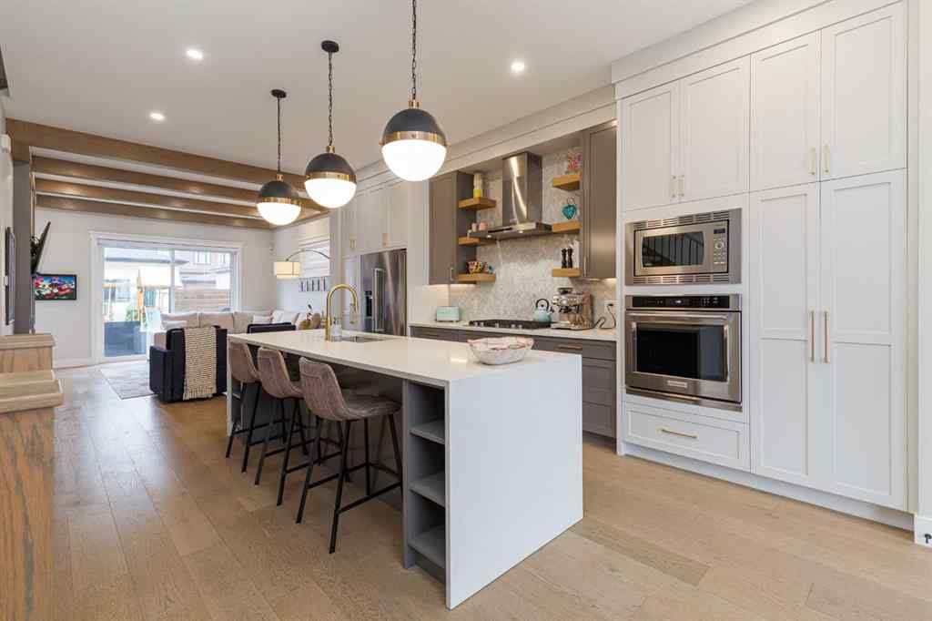 MLS® A2269973 - 2811 25A Street SW in Killarney/Glengarry Calgary, Residential