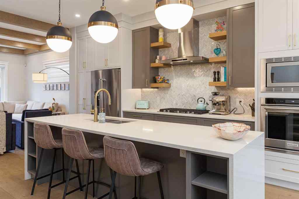 MLS® A2269973 - 2811 25A Street SW in Killarney/Glengarry Calgary, Residential