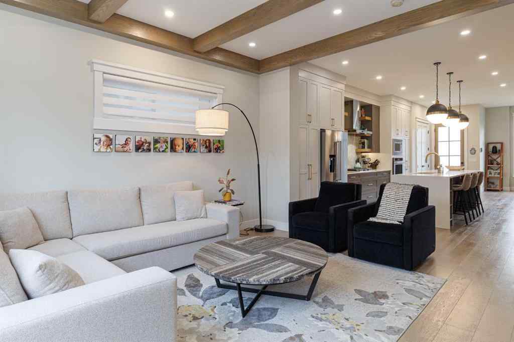 MLS® A2269973 - 2811 25A Street SW in Killarney/Glengarry Calgary, Residential