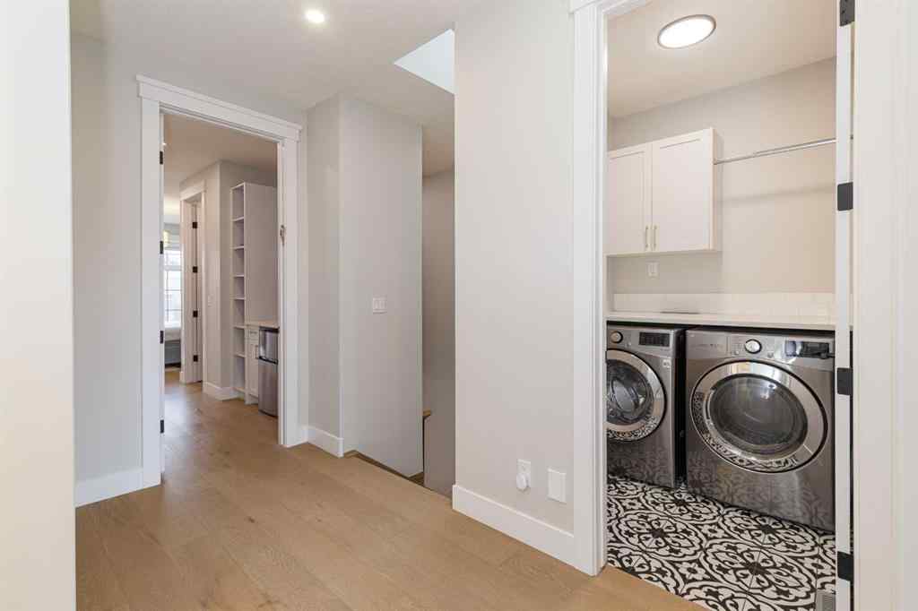 MLS® A2269973 - 2811 25A Street SW in Killarney/Glengarry Calgary, Residential