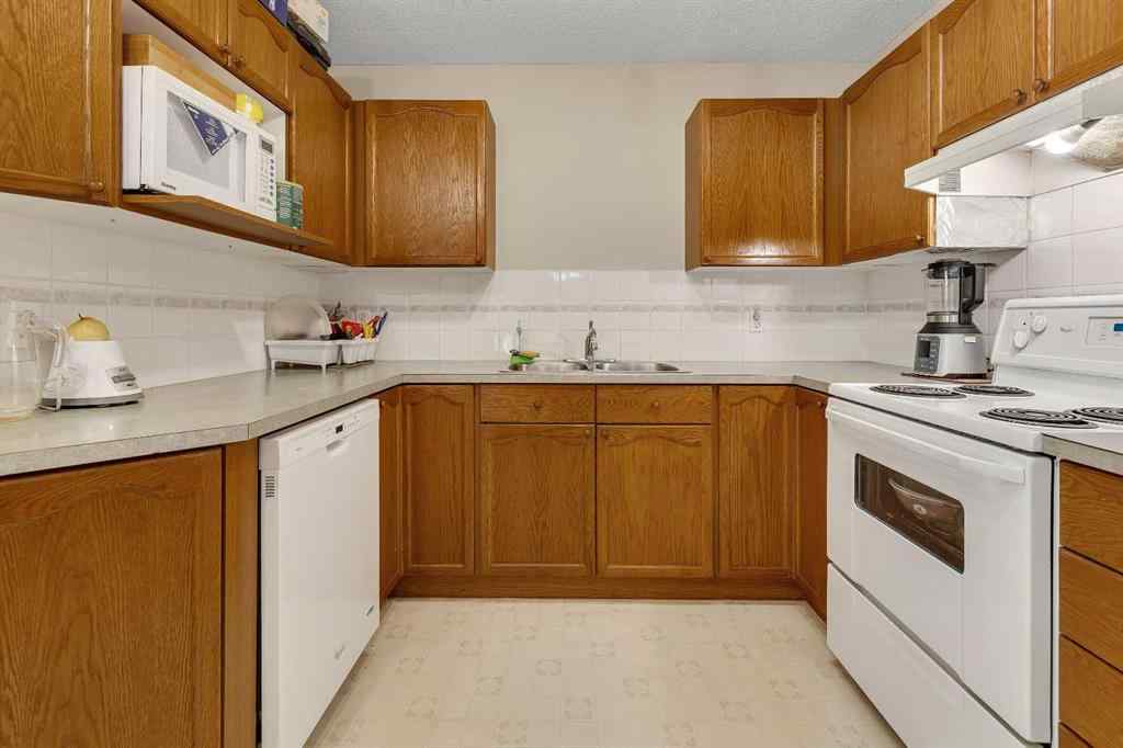 MLS® # A2269976 - Unit #313 7 Harvest Gold Manor NE in Harvest Hills Calgary, Residential Open Houses