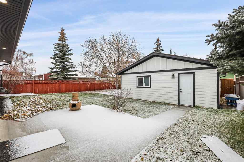 MLS® # A2269977 - 116 Silvercreek Drive NW in Silver Springs Calgary, Residential Open Houses
