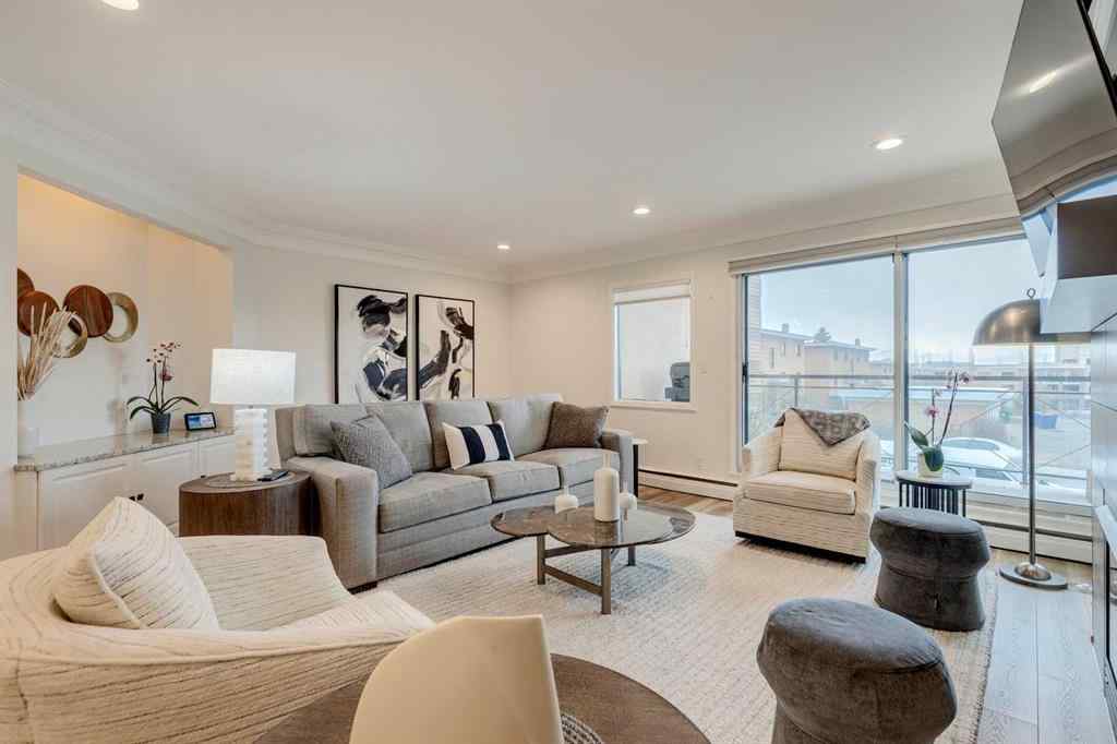 MLS® # A2269978 - Unit #8 4907 8 Street SW in Britannia Calgary, Residential Open Houses