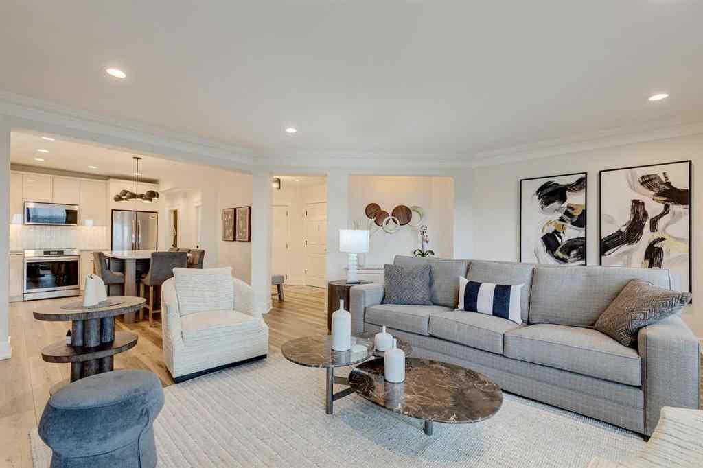 MLS® # A2269978 - Unit #8 4907 8 Street SW in Britannia Calgary, Residential Open Houses