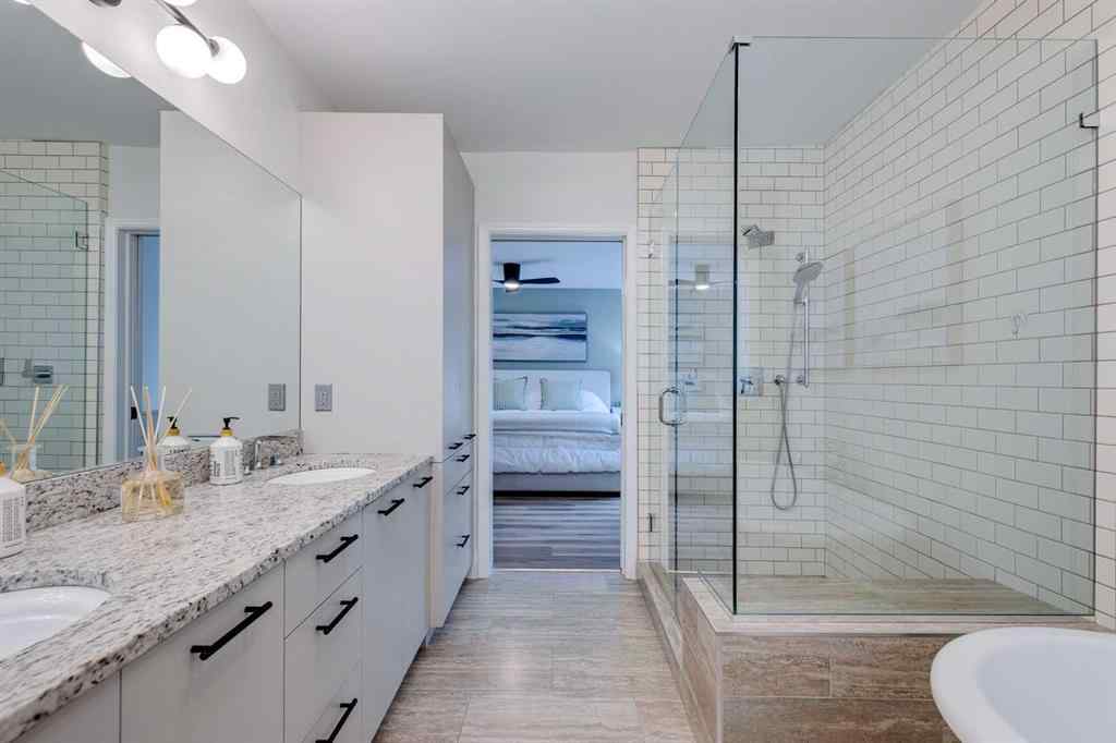 MLS® # A2269978 - Unit #8 4907 8 Street SW in Britannia Calgary, Residential Open Houses