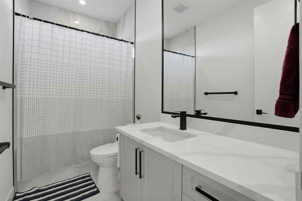 MLS® A2269980 - 49 Waterford Crescent  in Waterford Chestermere, Residential