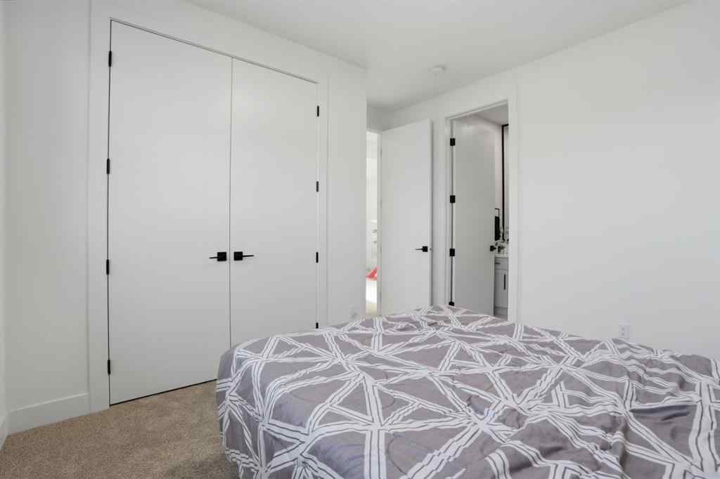 MLS® A2269980 - 49 Waterford Crescent  in Waterford Chestermere, Residential