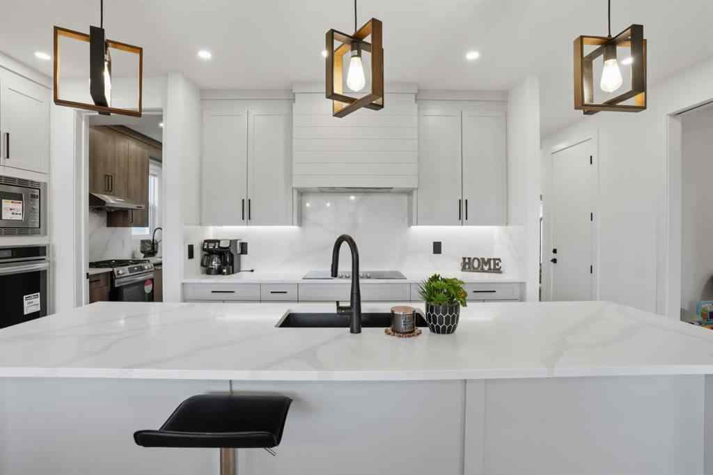 MLS® A2269980 - 49 Waterford Crescent  in Waterford Chestermere, Residential