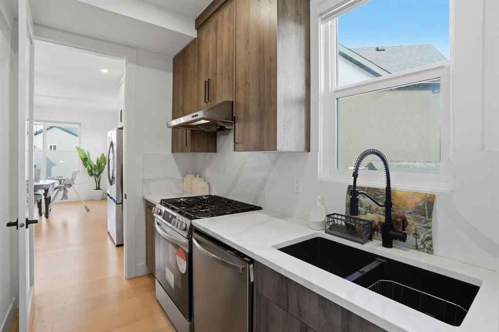 MLS® A2269980 - 49 Waterford Crescent  in Waterford Chestermere, Residential