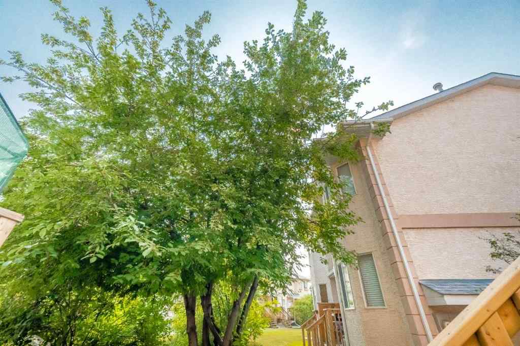 MLS&reg; # A2269981 - Unit #13 204 Strathaven Drive  in Strathaven Strathmore, Residential Open Houses