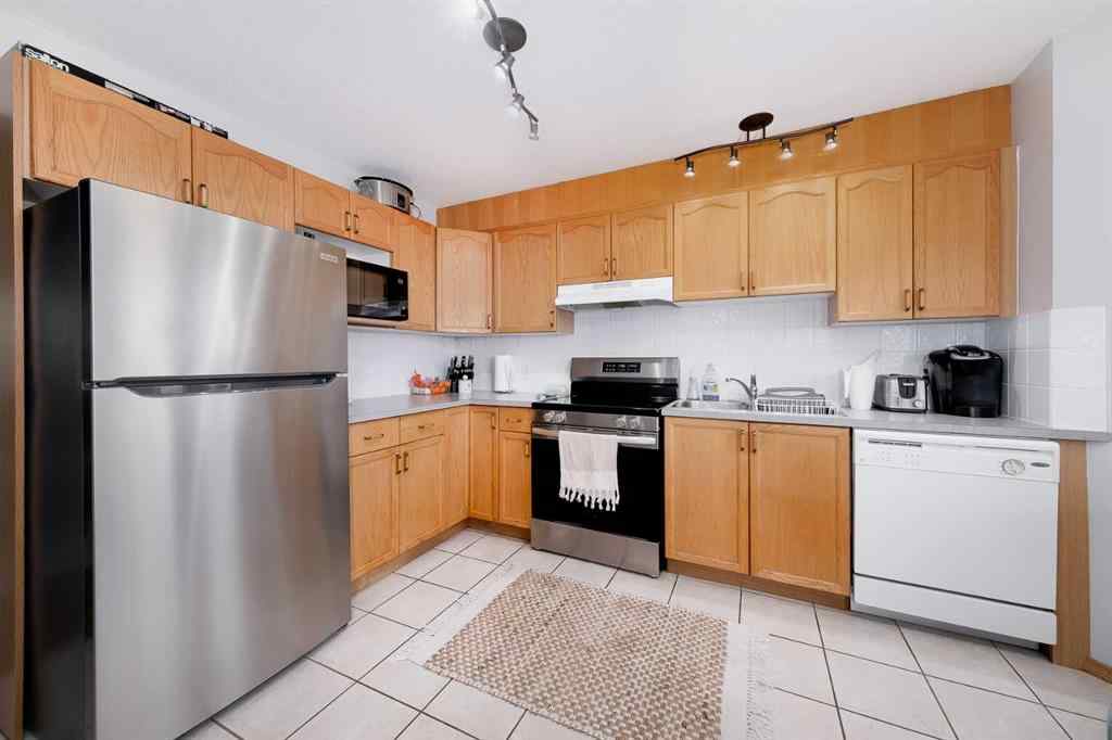 MLS&reg; # A2269981 - Unit #13 204 Strathaven Drive  in Strathaven Strathmore, Residential Open Houses