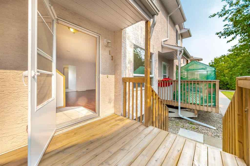 MLS&reg; # A2269981 - Unit #13 204 Strathaven Drive  in Strathaven Strathmore, Residential Open Houses
