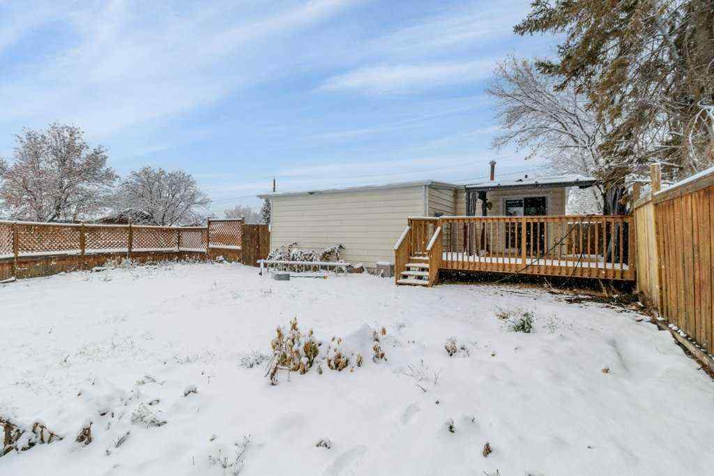 MLS&reg; # A2269985 - 4402 35 Avenue  in Eastview Red Deer, Residential Open Houses