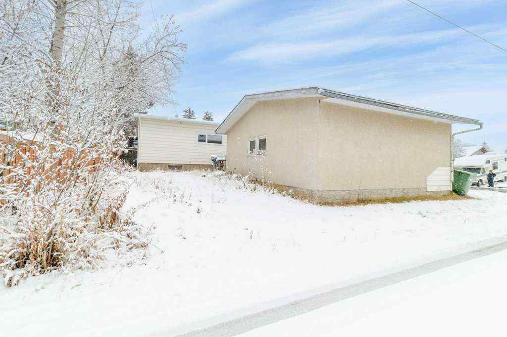 MLS&reg; # A2269985 - 4402 35 Avenue  in Eastview Red Deer, Residential Open Houses