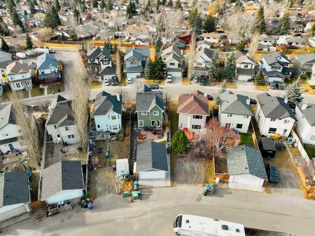 MLS&reg; # A2269991 - 179 Crystal Shores Grove W in Crystal Shores Okotoks, Residential Open Houses