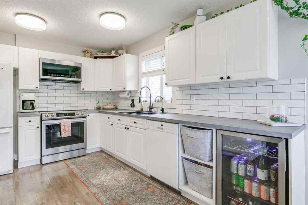 MLS&reg; # A2269991 - 179 Crystal Shores Grove W in Crystal Shores Okotoks, Residential Open Houses