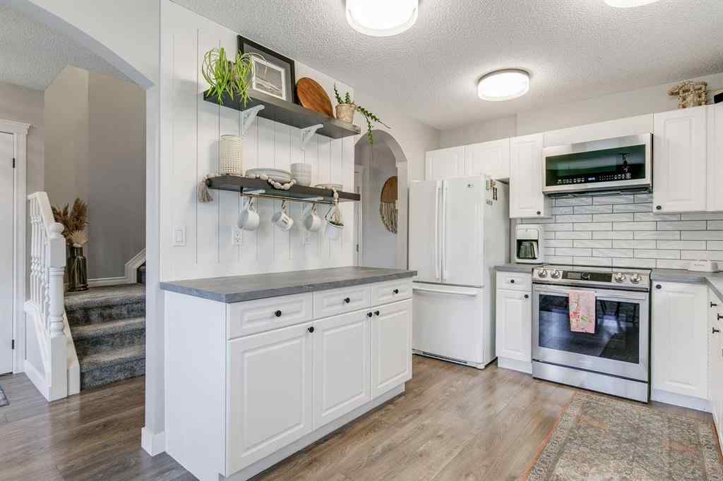 MLS&reg; # A2269991 - 179 Crystal Shores Grove W in Crystal Shores Okotoks, Residential Open Houses