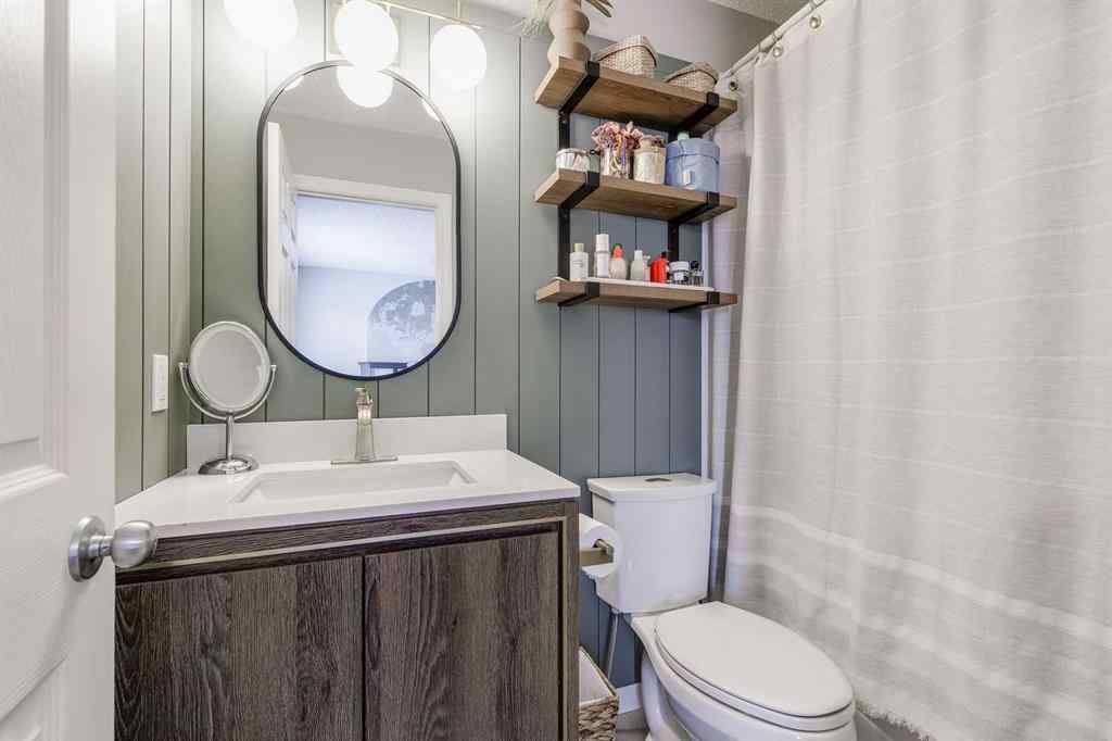 MLS&reg; # A2269991 - 179 Crystal Shores Grove W in Crystal Shores Okotoks, Residential Open Houses