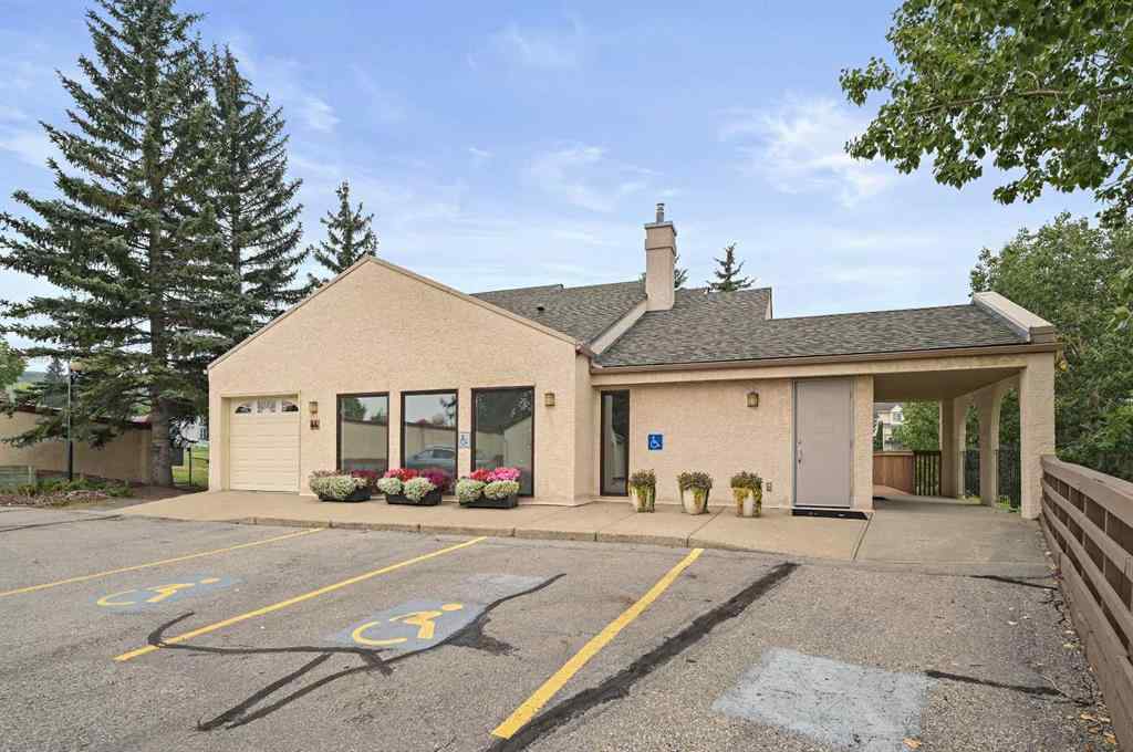 MLS® A2269992 - 22 Sandarac Circle NW in Sandstone Valley Calgary, Residential