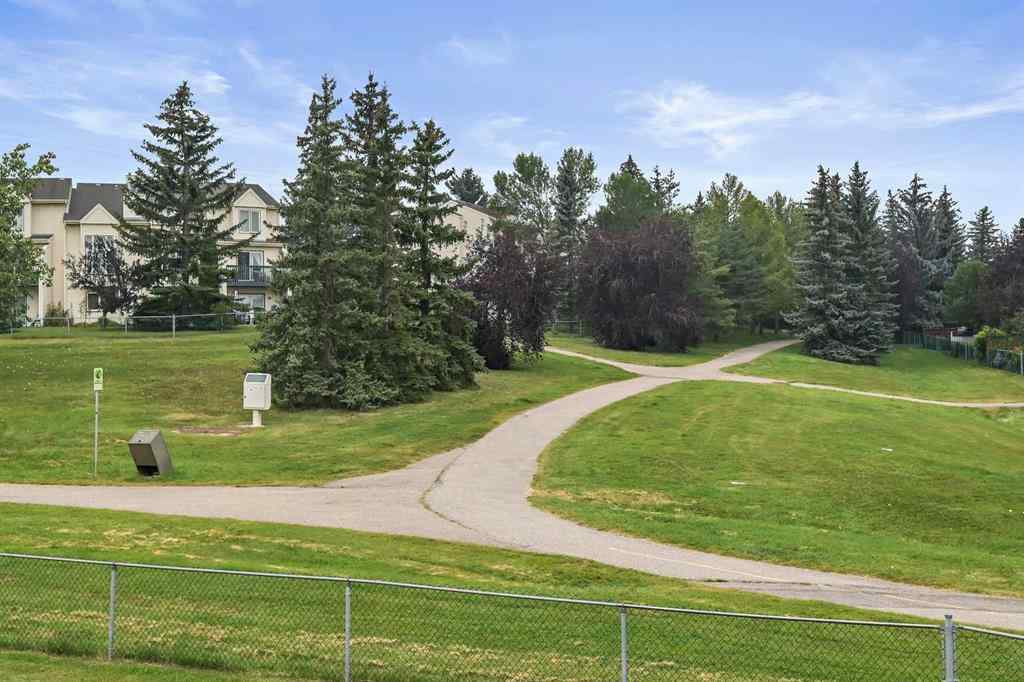 MLS® A2269992 - 22 Sandarac Circle NW in Sandstone Valley Calgary, Residential