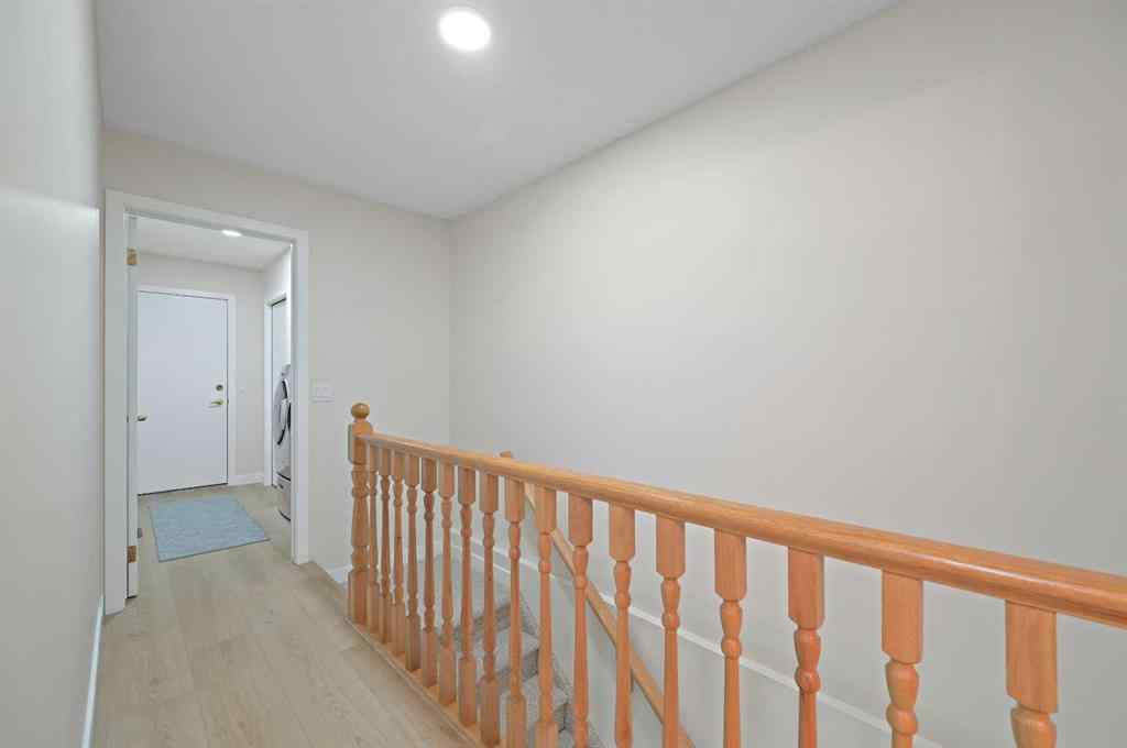 MLS® A2269992 - 22 Sandarac Circle NW in Sandstone Valley Calgary, Residential