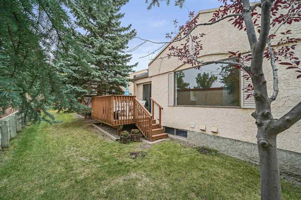 MLS® A2269992 - 22 Sandarac Circle NW in Sandstone Valley Calgary, Residential