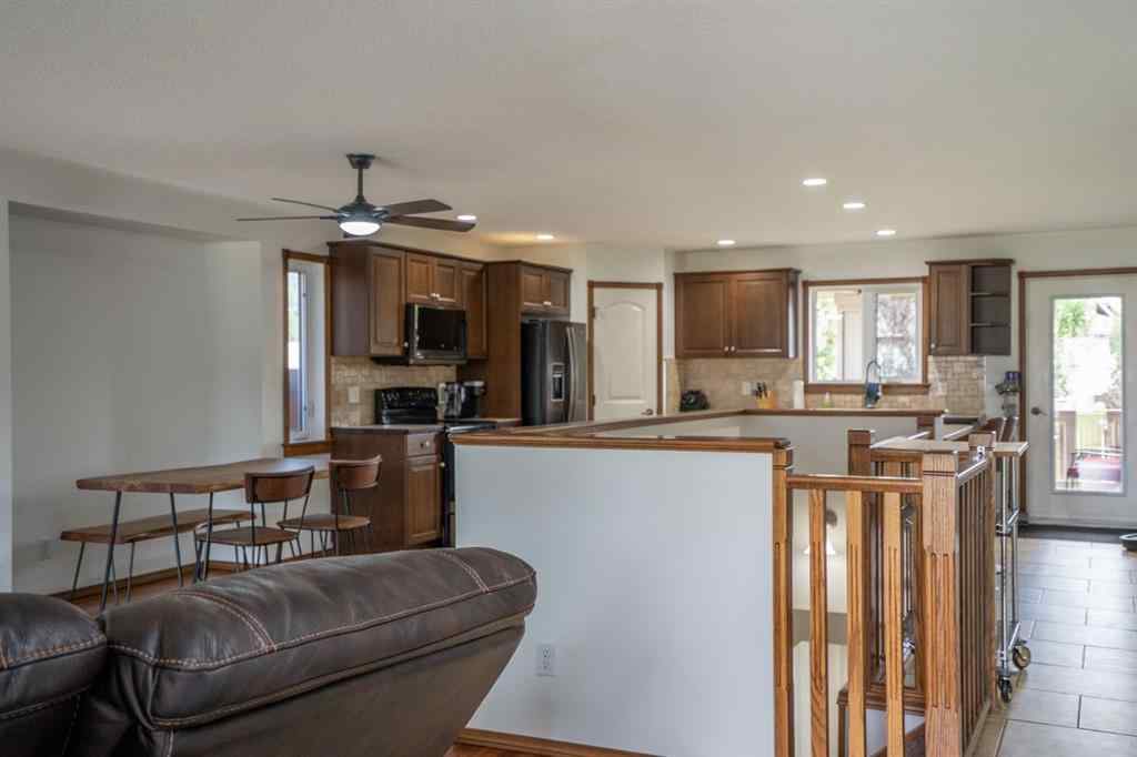 MLS&reg; # A2269994 - 5322 55 Avenue  in NONE Bashaw, Residential Open Houses