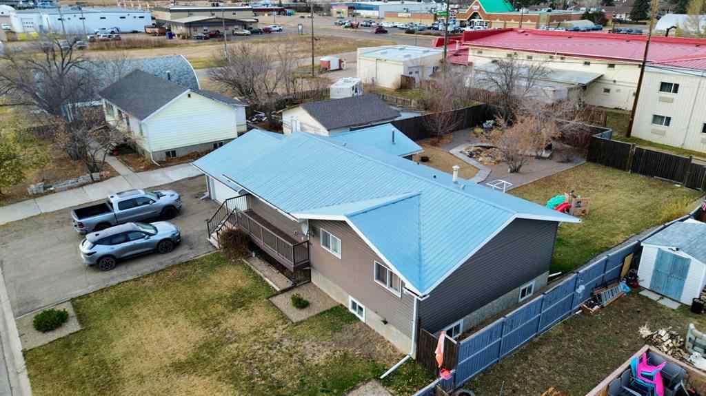 MLS&reg; # A2269995 - 512 1st Avenue W in NONE Hanna, Residential Open Houses