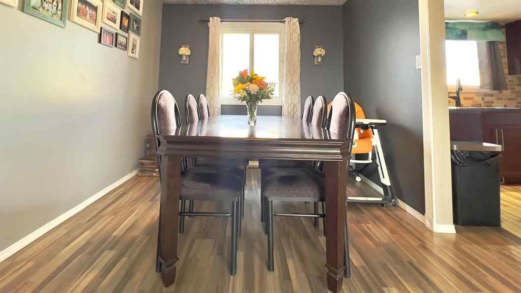 MLS&reg; # A2269995 - 512 1st Avenue W in NONE Hanna, Residential Open Houses