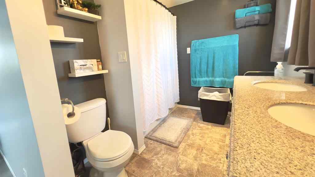 MLS&reg; # A2269995 - 512 1st Avenue W in NONE Hanna, Residential Open Houses