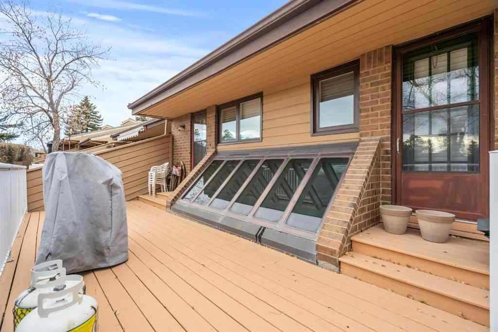 MLS&reg; # A2269996 - Unit #6 1220 Prominence Way SW in Patterson Calgary, Residential Open Houses