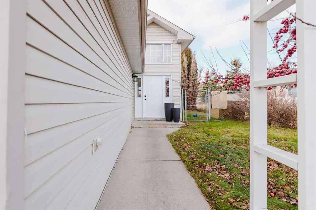 MLS&reg; # A2269999 - 6510 90 Street   in Countryside South Grande Prairie, Residential Open Houses