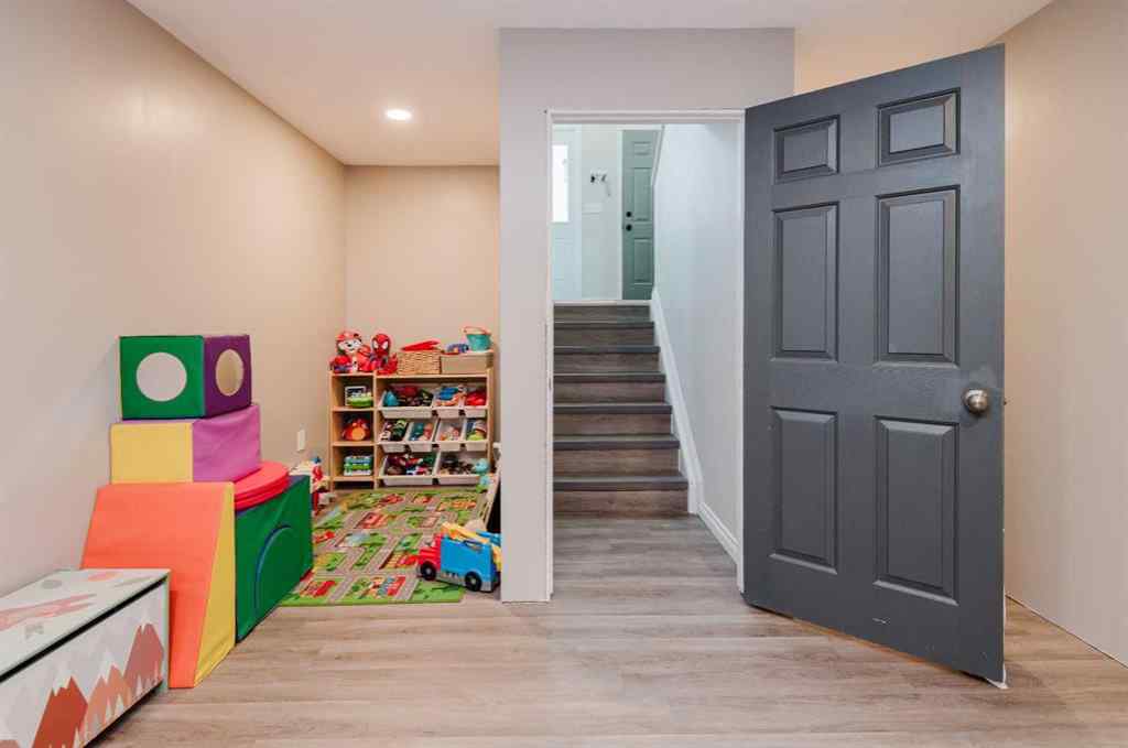 MLS&reg; # A2269999 - 6510 90 Street   in Countryside South Grande Prairie, Residential Open Houses