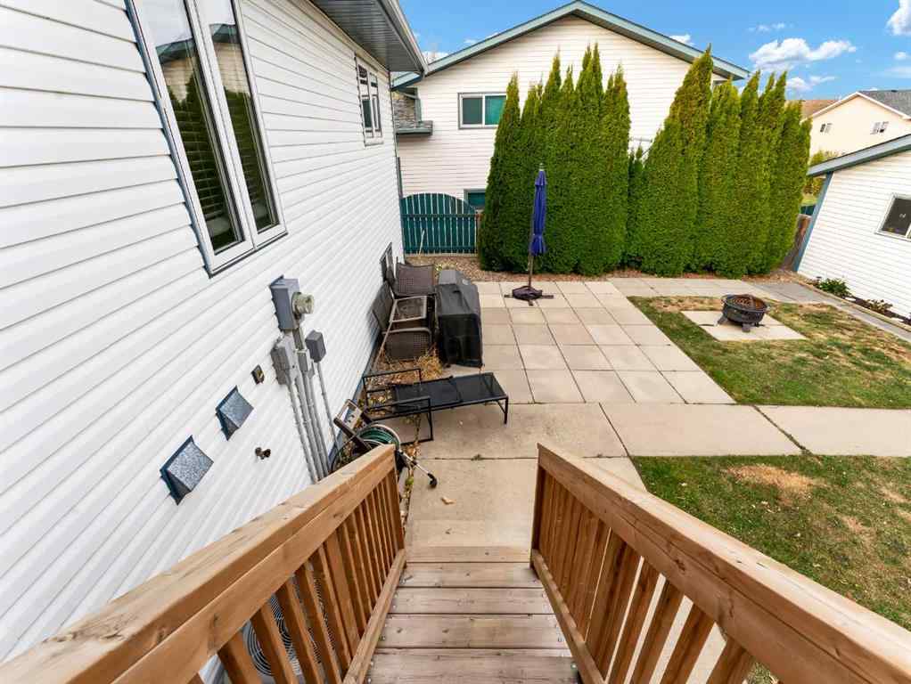 MLS&reg; # A2270000 - 135 Sage Close SE in SE Southridge Medicine Hat, Residential Open Houses