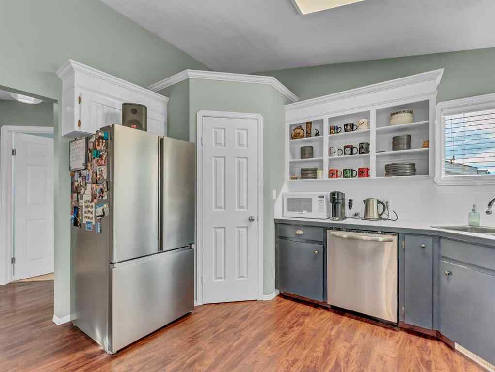 MLS&reg; # A2270000 - 135 Sage Close SE in SE Southridge Medicine Hat, Residential Open Houses